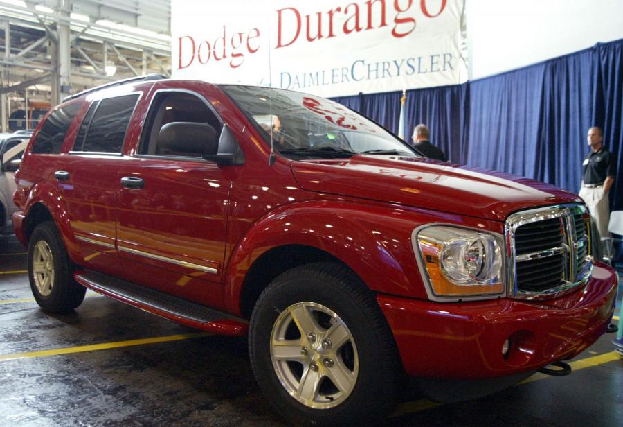  Dodge Durango 2004 года  (фото 17 из 30)